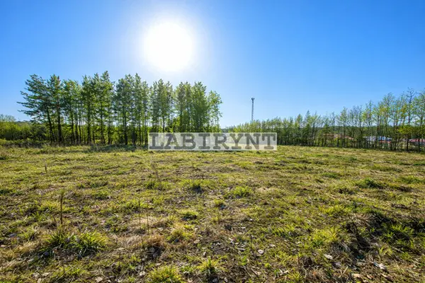 Kłobucki, Kłobuck, Libidza, Stefana Olszyńskiego, Libidza, 1,63ha, przy stawach, w całości budowlana