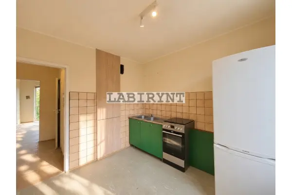 Częstochowa, Wrzosowiak, M-3 45,5m2, dwustronne, oddzielna kuchnia, balkon
