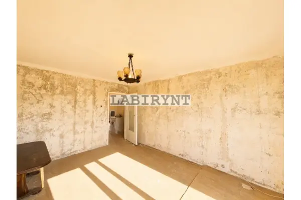 Częstochowa, Wrzosowiak, M-3 45,5m2, dwustronne, oddzielna kuchnia, balkon