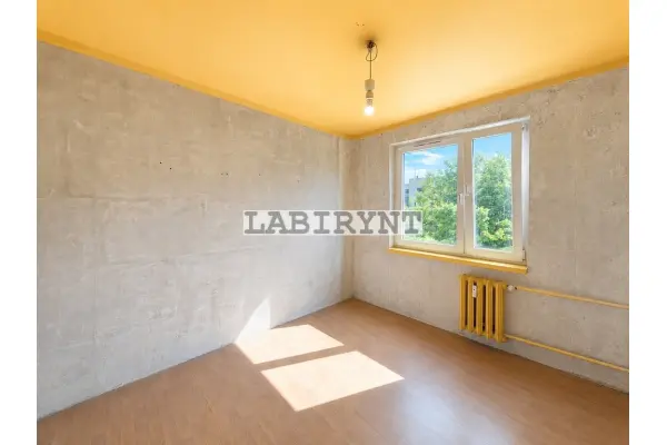 Częstochowa, Wrzosowiak, M-3 45,5m2, dwustronne, oddzielna kuchnia, balkon