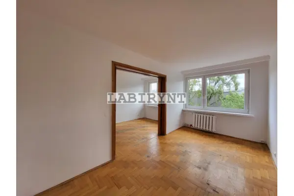 Częstochowa, Śródmieście, Al. Aleja Kościuszki, M-4, oddzielna kuchnia, 2.piętro, loggia, od ręki