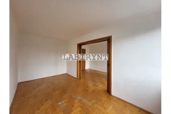 Częstochowa, Śródmieście, Al. Aleja Kościuszki, M-4, oddzielna kuchnia, 2.piętro, loggia, od ręki