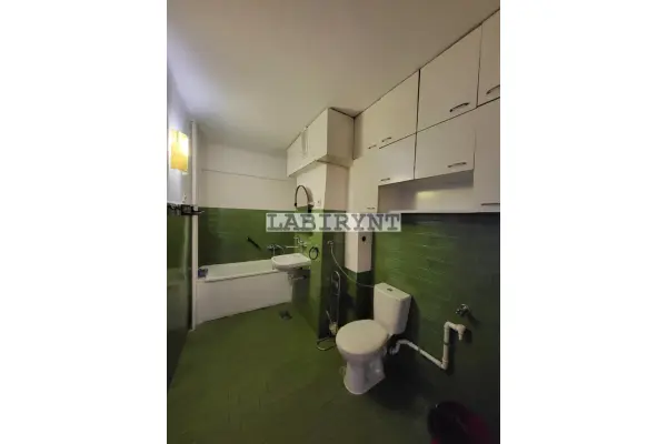 Częstochowa, Śródmieście, Al. Aleja Kościuszki, M-4, oddzielna kuchnia, 2.piętro, loggia, od ręki
