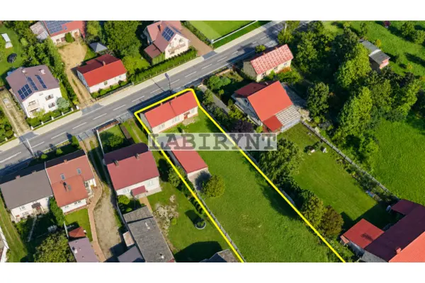 Częstochowski, Mstów, Krasice, Mstów, nowy dach, wszystkie media, działka 1397m2