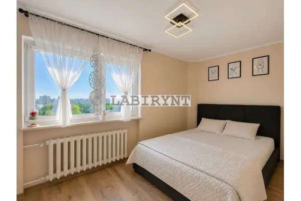 Częstochowa, Tysiąclecie, M-4 63m2, po remoncie, schowek, winda, balkon