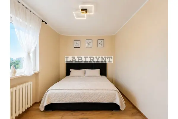 Częstochowa, Tysiąclecie, M-4 63m2, po remoncie, schowek, winda, balkon