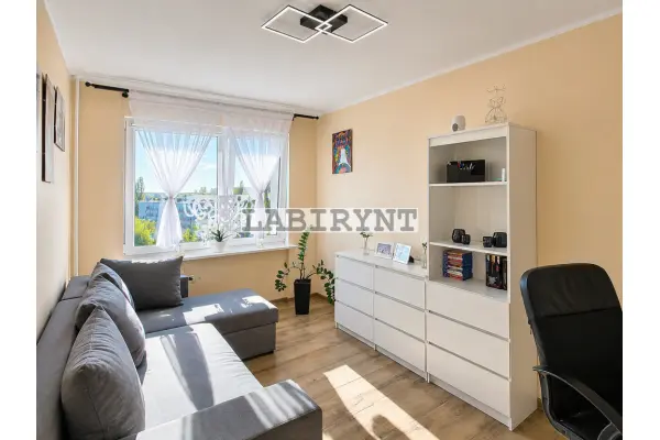 Częstochowa, Tysiąclecie, M-4 63m2, po remoncie, schowek, winda, balkon