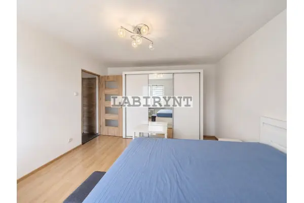 Częstochowa, Tysiąclecie, Tysiąclecie, M-3, 52m2, po remoncie, winda, balkon